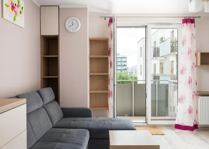 Wawrzyszewska 2-Bedroom Apartment