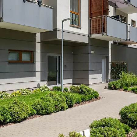 Wawrzyszewska 2-Bedroom Apartment Warsaw Exterior photo